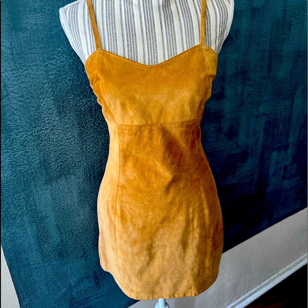 leather dress size 40